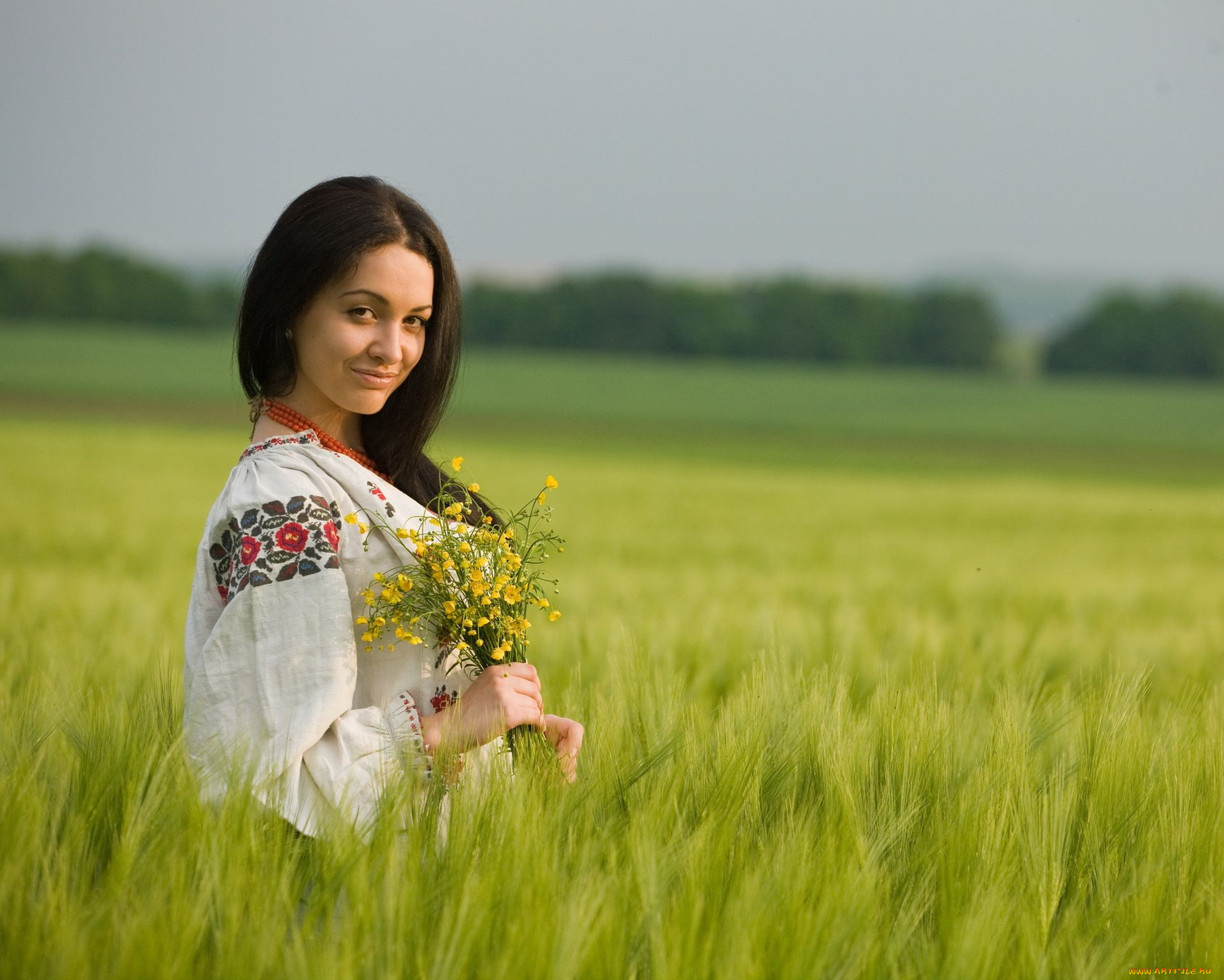 Women in Slavic costumes in Keretaro