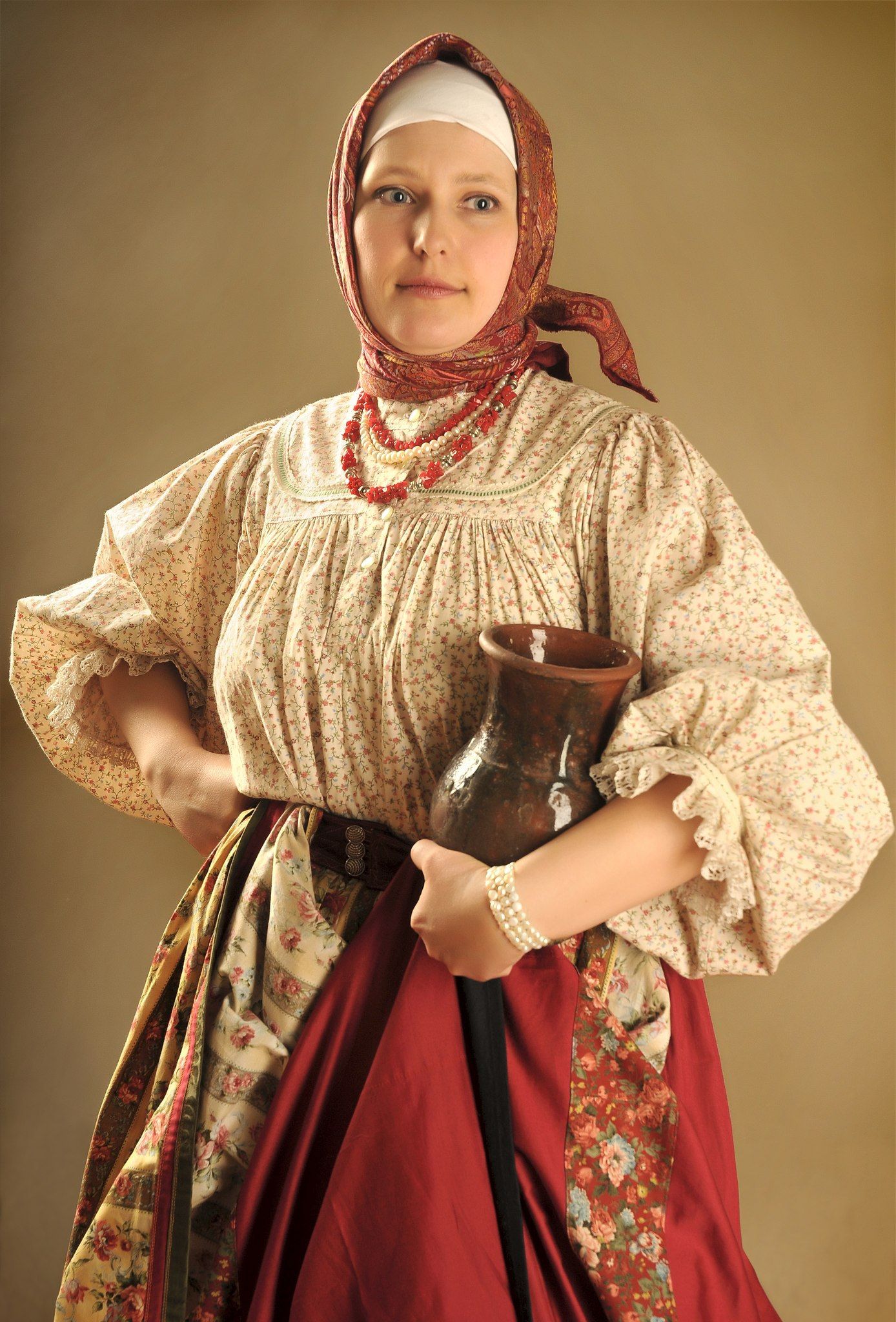 Girls in Slavic costumes in Keretaro